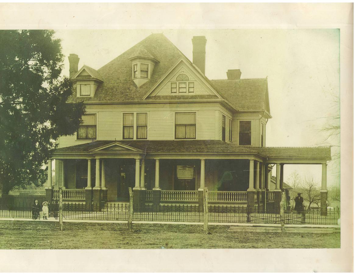 Spahn House Bed And Breakfast Senatobia ภายนอก รูปภาพ