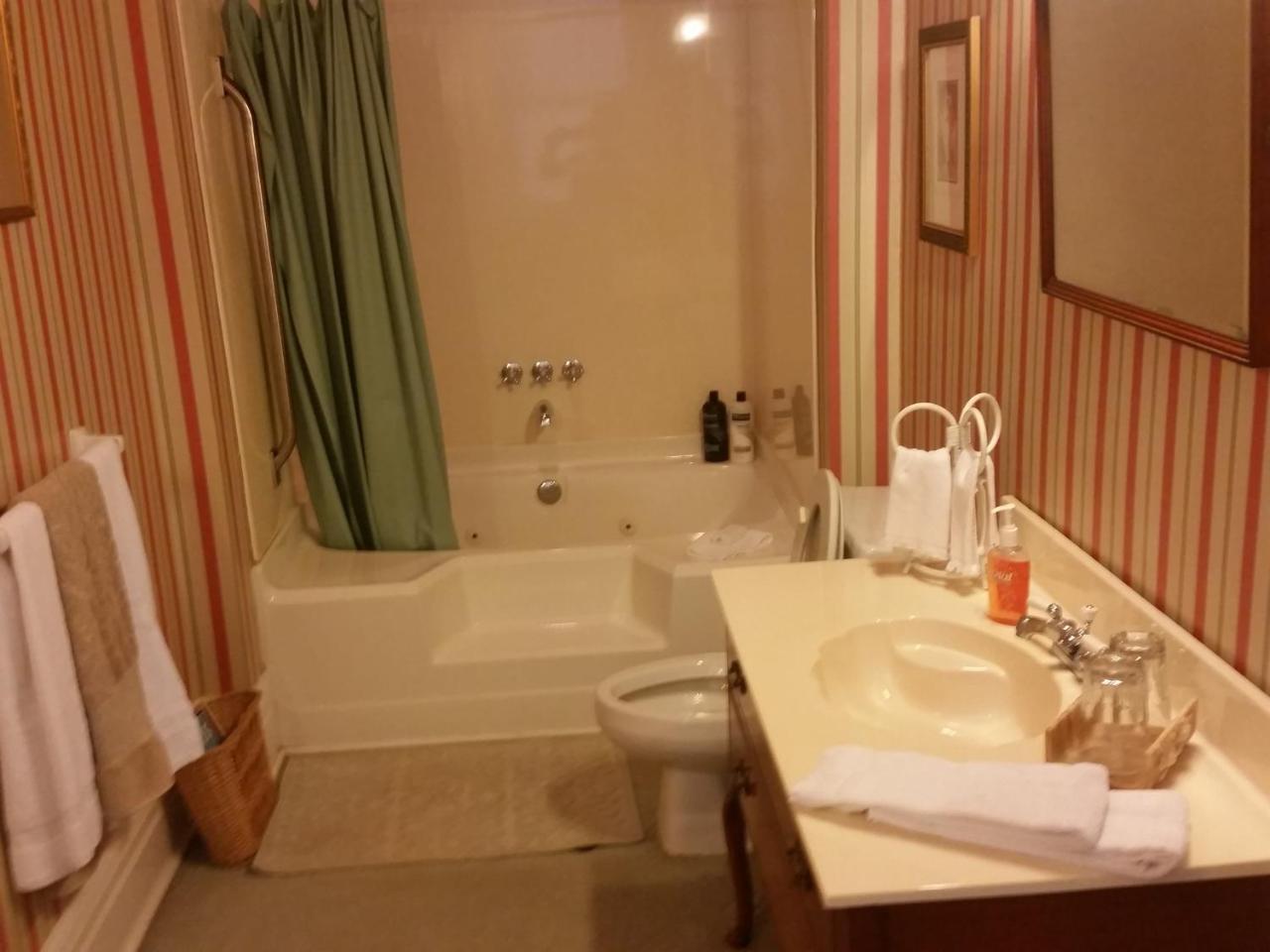 Spahn House Bed And Breakfast Senatobia ภายนอก รูปภาพ